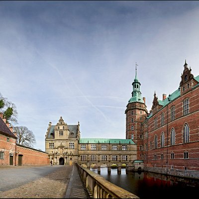 LR_FB_Panorama1 Frederiksborg Castle.