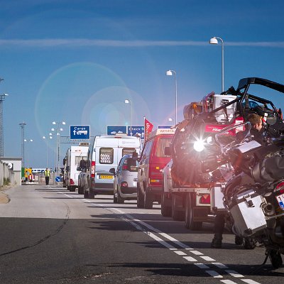 LR__70F5457 In line for embarkation at the ship Norröna bound for Iceland.